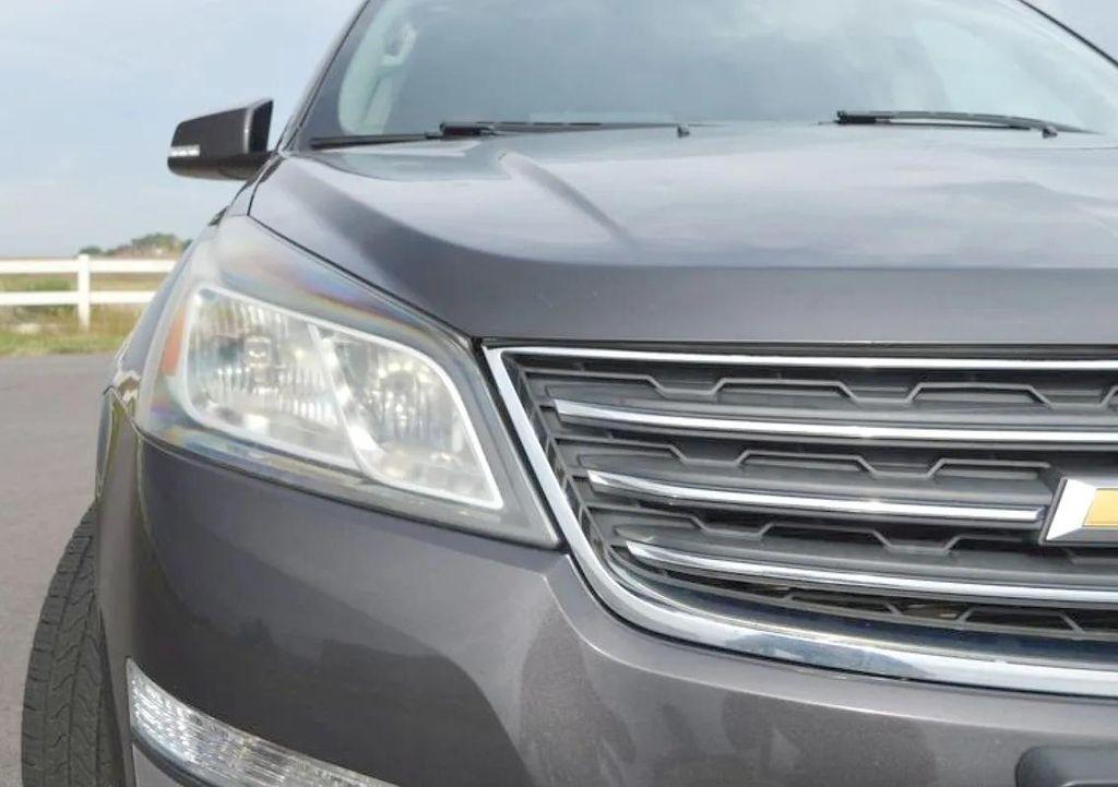 used 2015 Chevrolet Traverse car, priced at $11,888