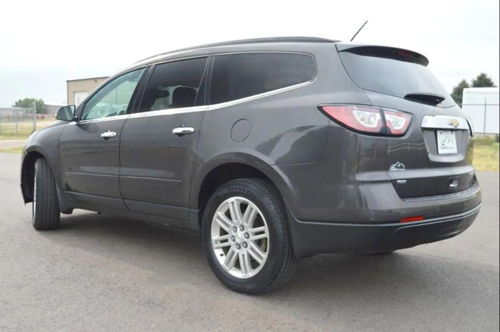 used 2015 Chevrolet Traverse car, priced at $11,888