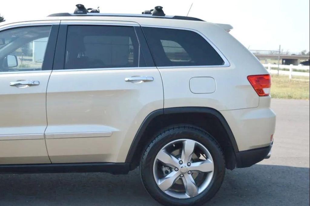 used 2011 Jeep Grand Cherokee car, priced at $12,988