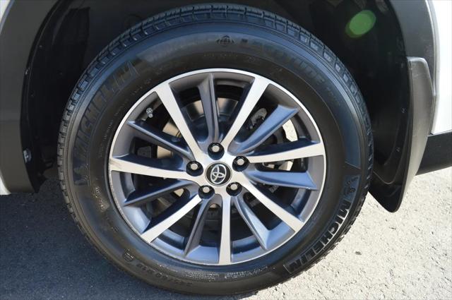 used 2018 Toyota Highlander car, priced at $20,888
