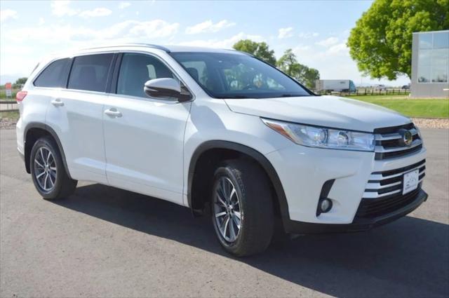 used 2018 Toyota Highlander car, priced at $20,888