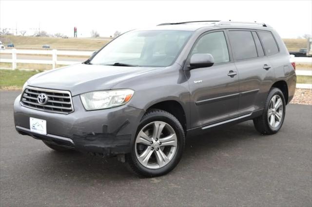 used 2009 Toyota Highlander car, priced at $9,888