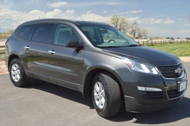 used 2015 Chevrolet Traverse car, priced at $9,888