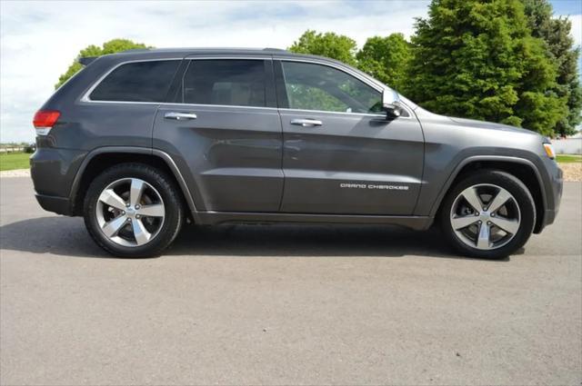 used 2016 Jeep Grand Cherokee car, priced at $15,688