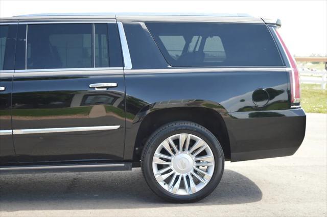 used 2015 Cadillac Escalade ESV car, priced at $18,788