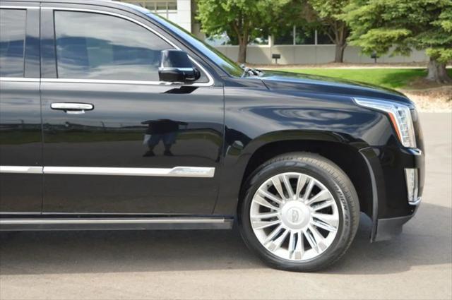 used 2015 Cadillac Escalade ESV car, priced at $18,788