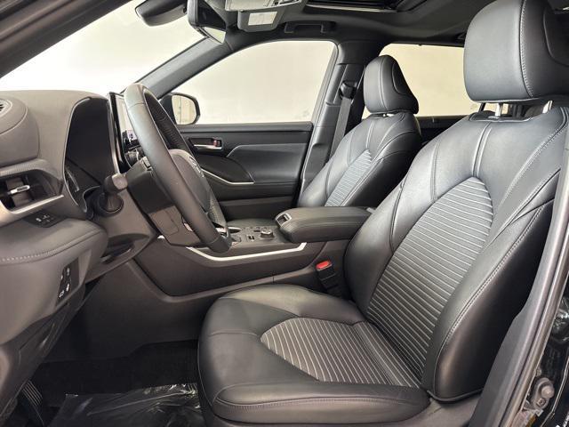 used 2023 Toyota Highlander car, priced at $41,850