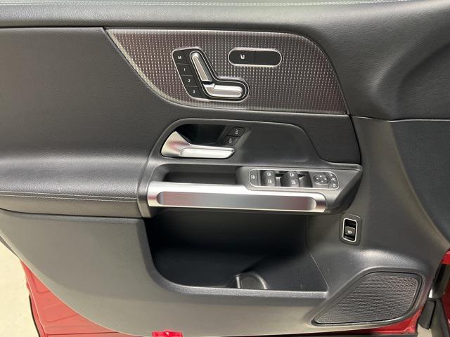 used 2022 Mercedes-Benz GLB 250 car, priced at $32,150