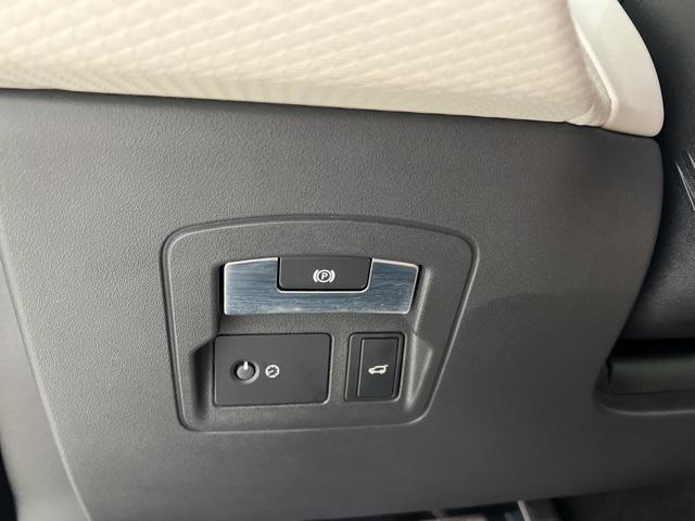 used 2020 Land Rover Range Rover Velar car, priced at $31,342