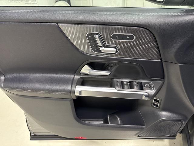 used 2021 Mercedes-Benz GLB 250 car, priced at $27,250