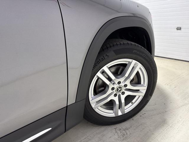 used 2021 Mercedes-Benz GLB 250 car, priced at $27,250