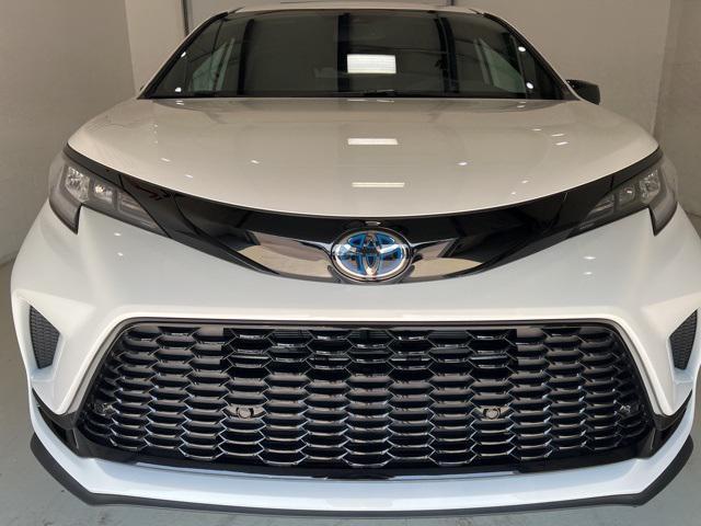 used 2025 Toyota Sienna car, priced at $49,850
