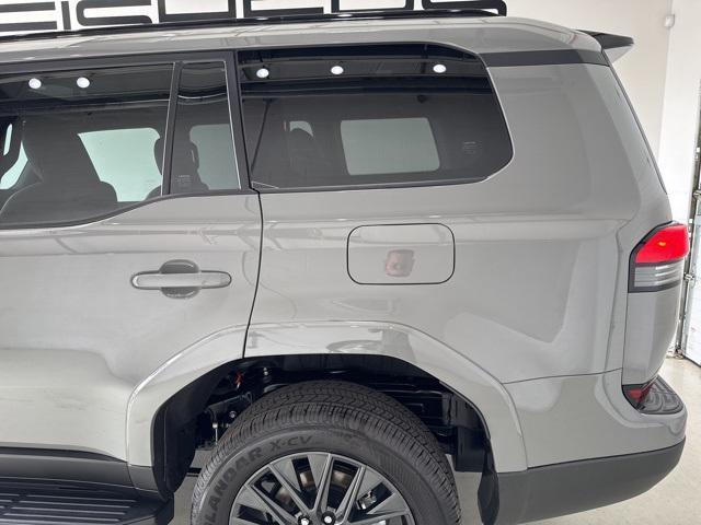 used 2025 Lexus GX 550 car, priced at $84,950