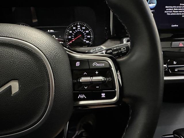 used 2022 Kia Sorento car, priced at $31,701