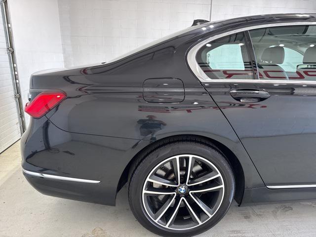 used 2022 BMW 750 car, priced at $38,750