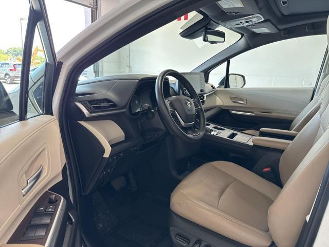 used 2024 Toyota Sienna car, priced at $39,950