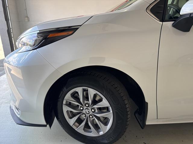 used 2024 Toyota Sienna car, priced at $39,950