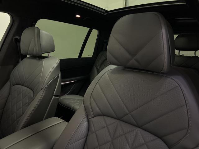 used 2024 BMW X7 car, priced at $71,600