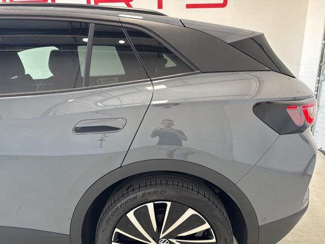 used 2024 Volkswagen ID.4 car, priced at $26,850