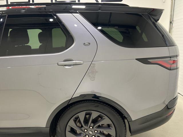 used 2024 Land Rover Discovery car, priced at $57,800