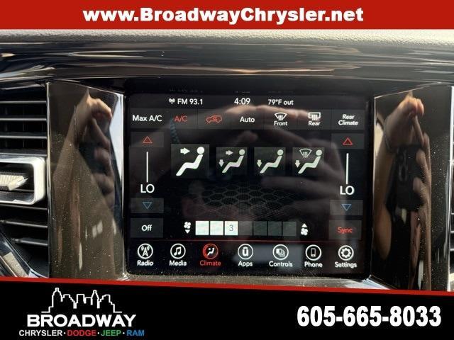 used 2022 Dodge Durango car, priced at $28,638