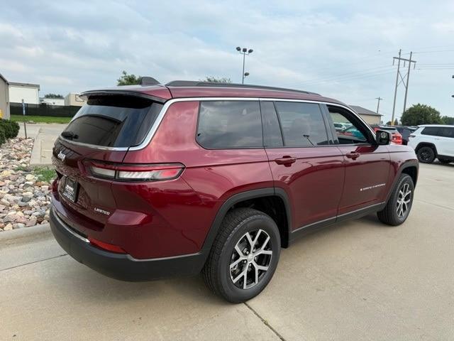 new 2025 Jeep Grand Cherokee L car, priced at $46,001