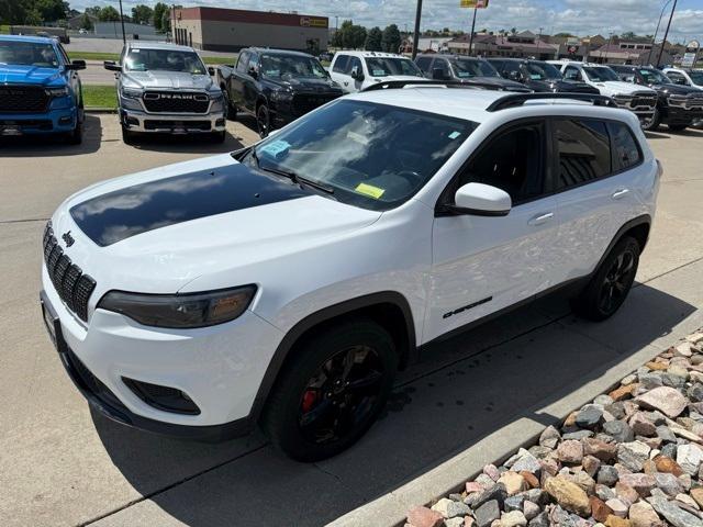 used 2020 Jeep Cherokee car, priced at $16,495