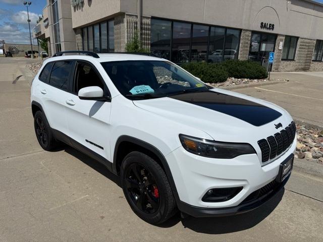 used 2020 Jeep Cherokee car, priced at $16,495