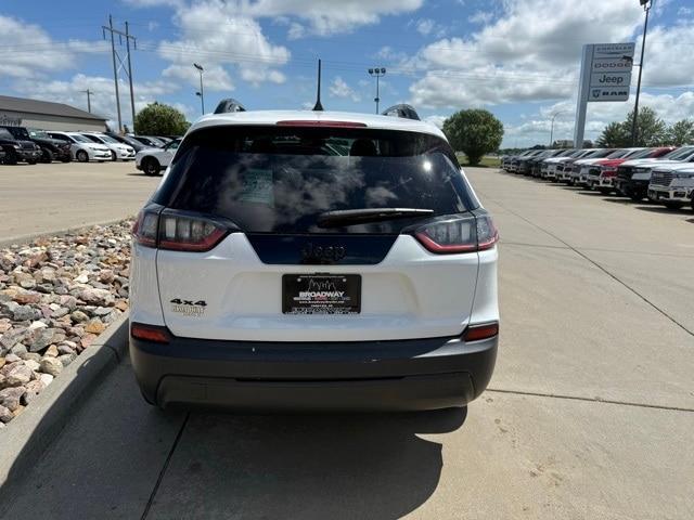 used 2020 Jeep Cherokee car, priced at $16,280