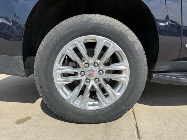 used 2023 GMC Yukon XL car, priced at $56,976