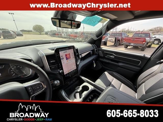 new 2025 Ram 1500 car, priced at $62,686