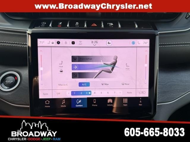 new 2025 Jeep Grand Cherokee car, priced at $43,851