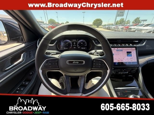 new 2025 Jeep Grand Cherokee L car, priced at $45,672