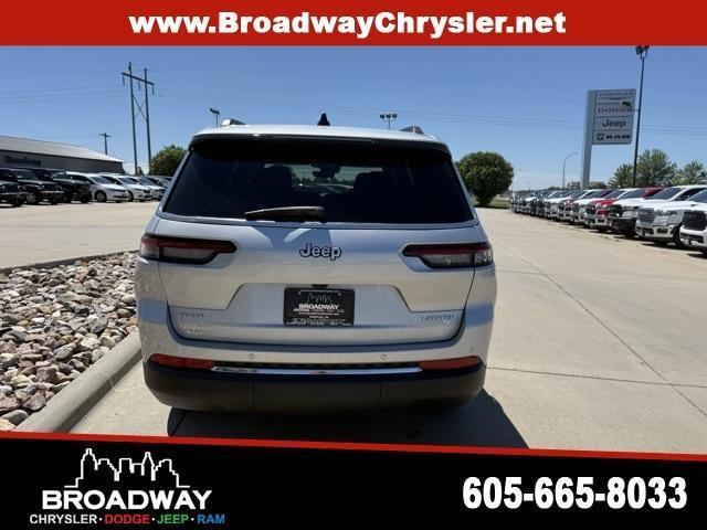 new 2025 Jeep Grand Cherokee L car, priced at $45,672