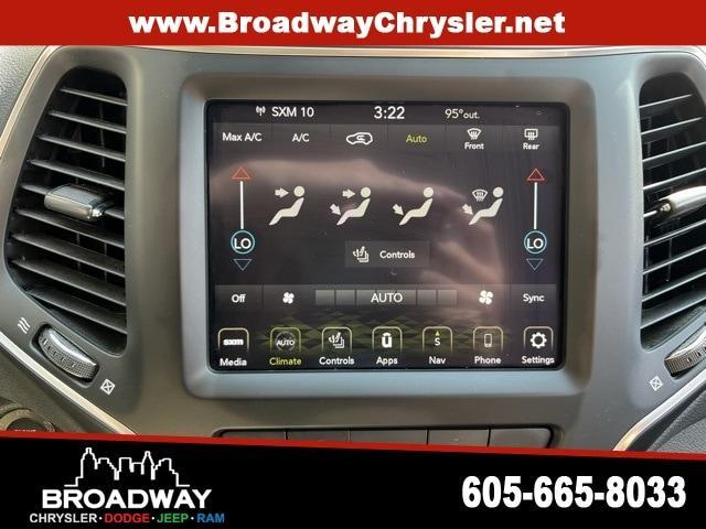 used 2023 Jeep Cherokee car, priced at $28,393