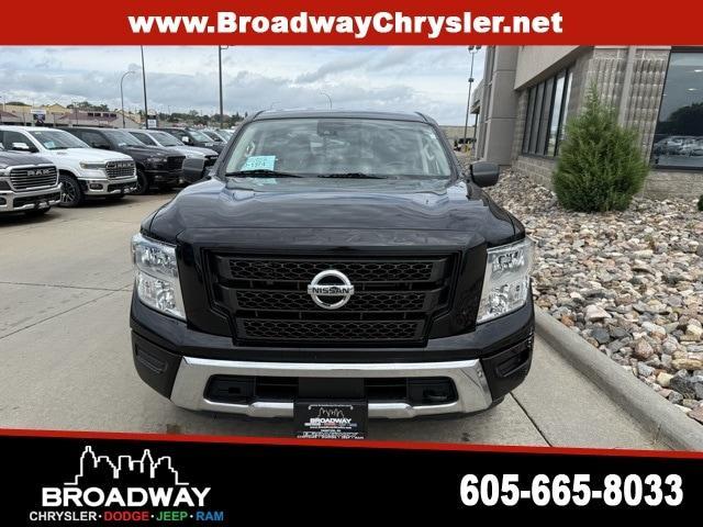 used 2022 Nissan Titan car, priced at $35,980
