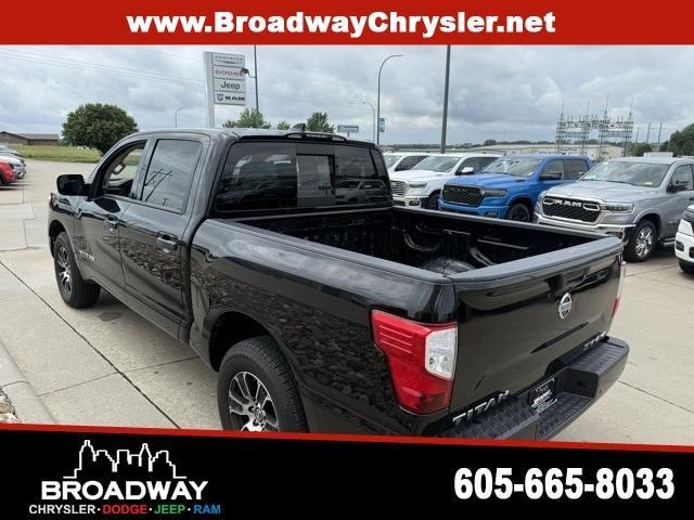 used 2022 Nissan Titan car, priced at $35,980