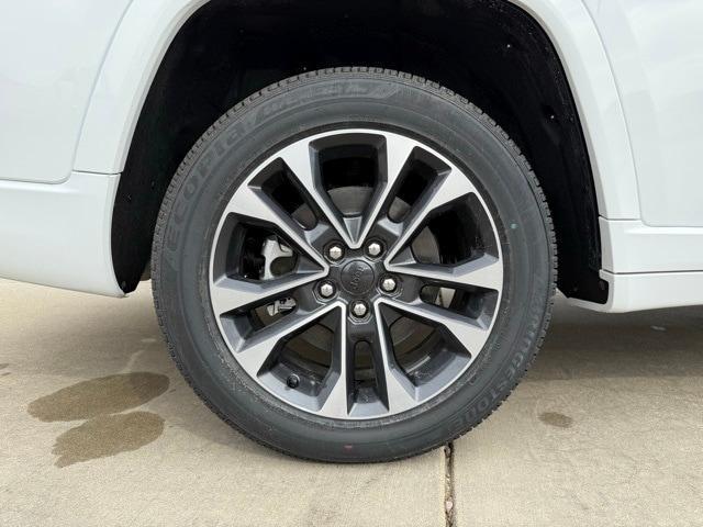 new 2025 Jeep Grand Cherokee L car, priced at $59,857