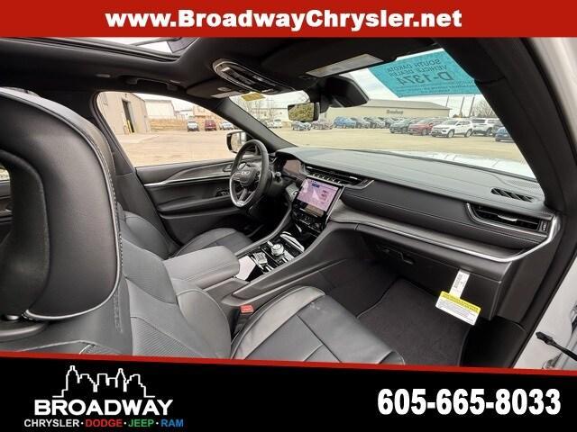 new 2025 Jeep Grand Cherokee L car, priced at $58,857