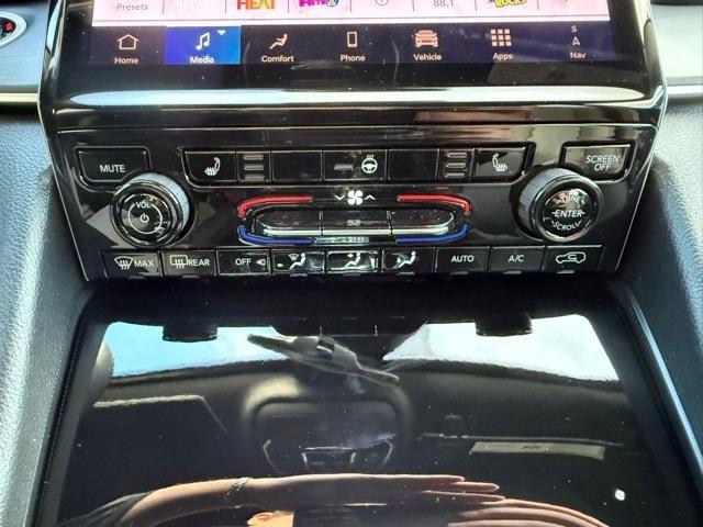 new 2025 Jeep Grand Cherokee car, priced at $45,245