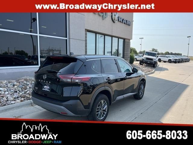 used 2023 Nissan Rogue car, priced at $21,295