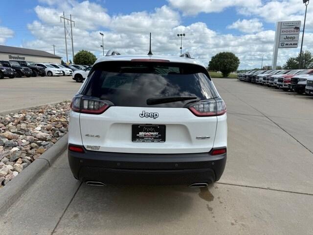 used 2021 Jeep Cherokee car, priced at $23,285