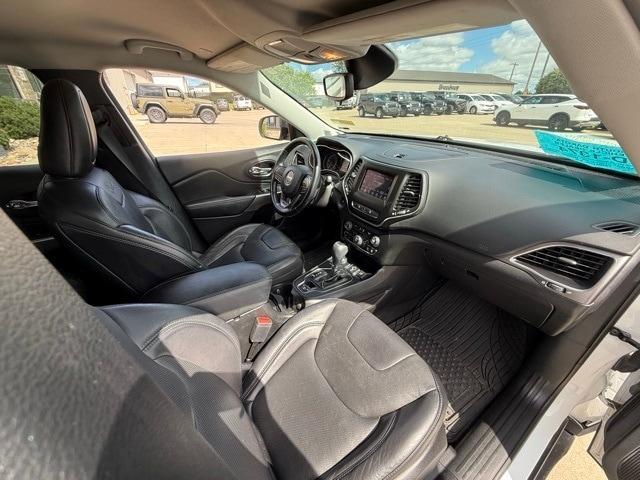 used 2021 Jeep Cherokee car, priced at $23,285