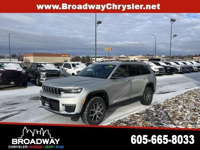 new 2025 Jeep Grand Cherokee L car, priced at $46,795