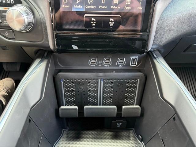 new 2025 Ram 1500 car, priced at $62,636