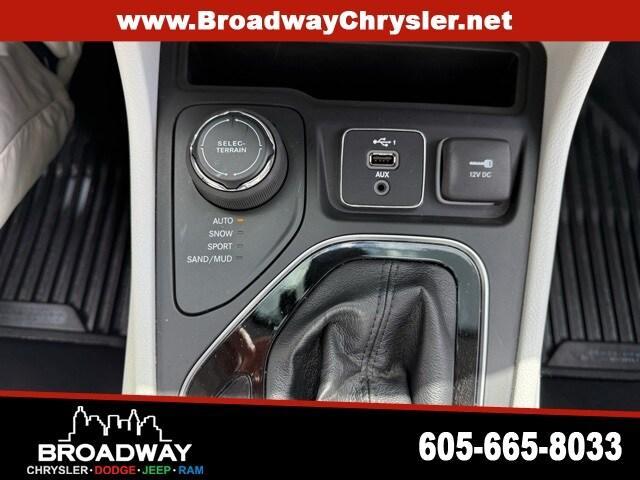used 2021 Jeep Cherokee car, priced at $21,850