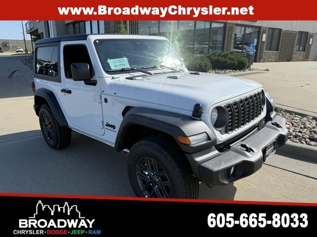 new 2025 Jeep Wrangler car, priced at $38,315