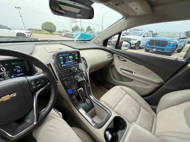 used 2014 Chevrolet Volt car, priced at $5,500