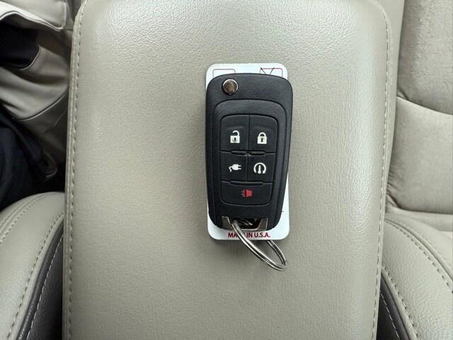 used 2014 Chevrolet Volt car, priced at $5,500