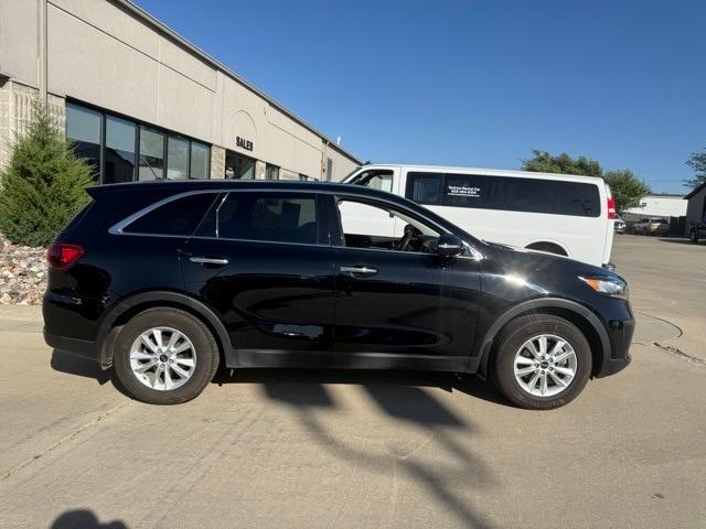 used 2019 Kia Sorento car, priced at $14,980